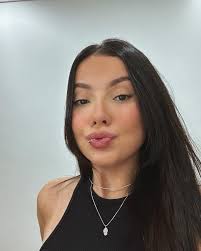 Carol Lamonica (@carollamonicaa) • Instagram photos and videos