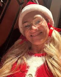 Louise McElroy (@louise_mcelroy_dxb) • Instagram photos and videos