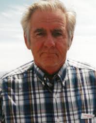 Robert Daub's Instagram, Twitter & Facebook