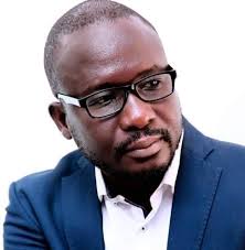 CHRONIQUE DE MAME GOR NGOM Notre démocratie, une Miss violée... Antony  Blinken qui séjourne à Dakar après l'étape du Kenya et du Nigeria, est  certainement conscient que le Sénégal est un pays