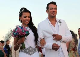 Wearing multiple hats @ know your team. Goodbye Deutschland Dsds Sanger Daniel Lopes Will Hochzeit Mit Freundin Magna Cavalcanti Express De