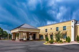 Find reviews and discounts for aaa/aarp members, seniors, meetings & military. Quality Inn Hotel In Trinidad Co Book A Room Today