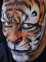Diy Tiger Costume In 2020 Halloween Animals Makeup Animal Makeup Tiger Makeup