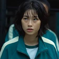 Me escuta… Ho Yeon Jung como Mikasa : r/ShingekiNoKyojin
