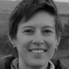 Naomi Stringer's Instagram, Twitter & Facebook