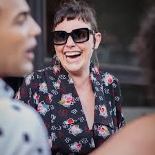 Aletta Bezuidenhout, een van Suid-Afrika se mees bekroonde en gevierde  akteurs, is vanoggend vreedsaam oorlede. Sy was 76. Aletta is in Kenia  gebore en is bekend om haar enigmatiese vertolkings op film,