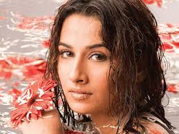 Vidya Balan In 2020 Vidya Balan Hot Beach Photography Poses Bollywood Actress She has established a career in hindi films and is the recipient o. pinterest
