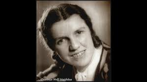 Lotte Wolf-Matthäus in WO, 12/1952 Ramin