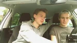 Having noticed vilde speak to isak, even decides to join kosegruppa in order to meet him. The Video That Even Made For Isak Youtube