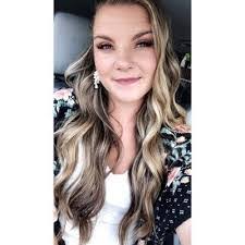 Melissa Cloninger's Instagram, Twitter & Facebook