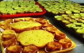 «bolu kemojo by @deviirwantari thx sudah @berbagiresep assalamu'alaykum bolu kemojo ini sudah lama…» Kue Bolu Kemojo Oleh Oleh Khas Pekanbaru Riaumagz