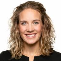 Amy Kurtz's Instagram, Twitter & Facebook