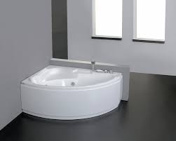 E' il caso delle vasche da bagno da incasso, piccole ed economiche, una potenziale alternativa alle vasche da bagno su misura per bagni con spazi di in questo articolo troverai alcune indicazioni sulle principali tipologie di vasche da bagno di piccole dimensioni, con alcune indicazioni sui prezzi sia. Vasca Da Bagno D Angolo Tiberide Aqualife Srl In Composito Bianca