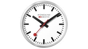 Horloge Murale Cff De Mondaine Pratique Et Esthetique L Horloge Murale Mondaine Comme Accessoire Pour La Maison Ou Le Bureau Wanduhr Grosse Wanduhren Uhrideen