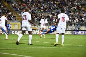 Mettiamo a disposizione dati, informazioni e statistiche di ogni tipo su squadre di calcio, giocatori, campionati, categorie, calciomercato, marcatori, risultati, partite, classifiche, calendari. Serie C Girone C Squadra Penalizzata Finisce All Ultimo Posto Come Cambia La Classifica