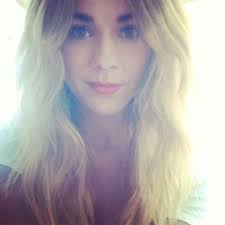 Stream Briana Voss music