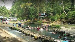 Curug aseupan berada di kawasan curug tilu leuwi #21.curug lamuk di kutasari purbalingga, tinggi menggoda. Pemandian Situ Tirta Marta Desa Wisata Karangcegak Jadwaltravel Com