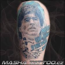 Tetování osobnost Chino Perez, sport, fotbal na rameno