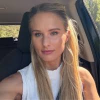 100+ "Poor'e" profiles