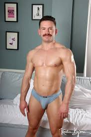 ▷ Casting Couch 516: Johnny Tyson, John Rodriguez