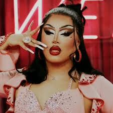 Geneva Altman's Instagram, Twitter & Facebook