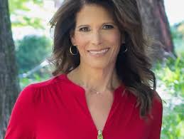 Daryn Kagan left Phoenix Channel 3 for CNN. Then it all changed again