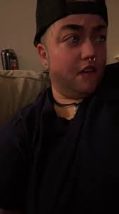 Sarah Hardison's Instagram, Twitter & Facebook