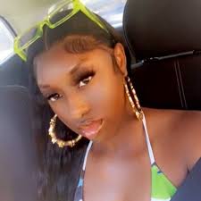 Kevin Mucha (@Kevin_Mucha)