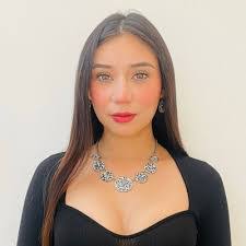 Bonnie Rios's Instagram, Twitter & Facebook