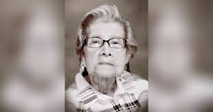 Adela Curiel's Instagram, Twitter & Facebook