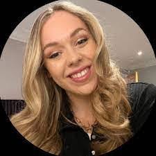 Holly Chartier's Instagram, Twitter & Facebook