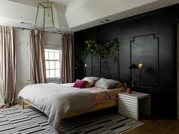 Modern & crisp pairing black and white with bright, crisp shades of green makes for a modern palette that is sophisticated without being too serious. The Best Colors To Pair With Black Colors That Go With Black Apartment Therapy