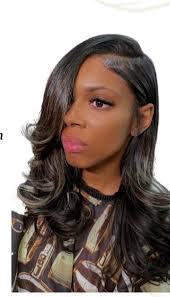 Ladies !!! TAPE INS ARE THE NEW AND BEEN THE NEW 🆕 LUXURY UPSCALE SILK  PRESS BOOK THE TAPE IN PACKAGE 📦 WITH ME 💇🏽‍♀️📦🖤✓🥼📆