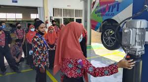 Untuk kelancaran pelaksanaan kegiatan ramadhan1442 h di smp n 25 purworejo, dibentuk panitia kegiatan ramadhan smp n 25 secara umum kegiatan ramadhan 1442 h di smp n 25 purworejo dapat berjalan dengan lancar atas bimbingan dan arahan dari. Wisata Edukasi Smk Ypt Purworejo Perkenalkan Potensi Sekolah Pada Calon Siswa Barukoranjuri Com