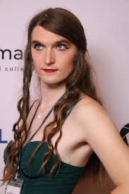 Julia" Petit Fours (TV Episode 2022)