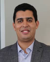 The Moroccan Media System: Legislative, Political, and Economic Constraints  for Institutionalizing Loyalty