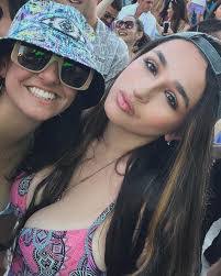 Judy Kelleher's Instagram, Twitter & Facebook