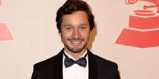 His birthday, what he did before fame, his family life, fun trivia facts, popularity he is a descendant of renowned chilean historian and politician benjamín vicuña mackenna. Who Is Benjamin Vicuna Dating Benjamin Vicuna Girlfriend Wife