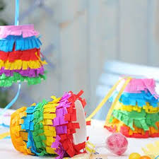 So wird der nächste kindergeburtstag garantiert zu einem besonderen erlebnis! Pinata Fur Den Kindergeburtstag Zum Selbermachen Tambini