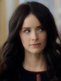 Abigail Spencer Kissing