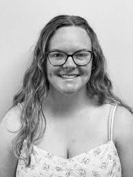 Julie Ranson's Instagram, Twitter & Facebook