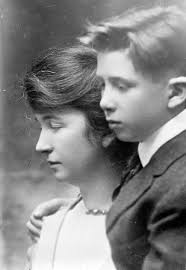 Margaret and her son Stuart, c.1919