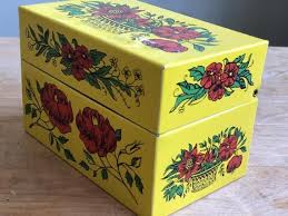 Vintage Recipe Box Yellow With Red Flowers Vintage Recipe Box Vintage Recipes Recipe Box