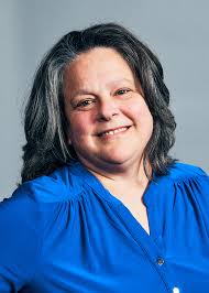 Leanne Clements's Instagram, Twitter & Facebook