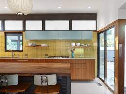 Mid century modern architecture is an eclectic mixture of frank lloyd wright's organic architecture, the arts and crafts movement, and the there are a variety of ways to put your stamp on mid century modern kitchen. Tile By Style Mid Century Modern Kitchen Tile Fireclay Tile