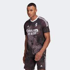 Unlike bayern and juventus, real madrid will not wear their humanrace jersey in an official game. Adidas Real Madrid Human Race Jersey Black Adidas Thailand