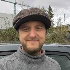 Someone explain eating chili with rice? This is new to me. Is it an east  coast thing?