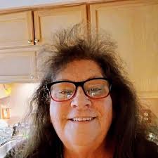 HAPPY NEW YEAR EVERYONE !!!! thank you soooo much for tuning in at home as  well as all of you who joined us in Nashville to ring in the new year.  looking