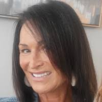 Anna Eckhoff's Instagram, Twitter & Facebook