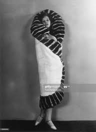 Actress Greta Garbo Wearing A White Fur Wrap From New York Designed Greta Garbo Hollywood Fur Fur Wrap